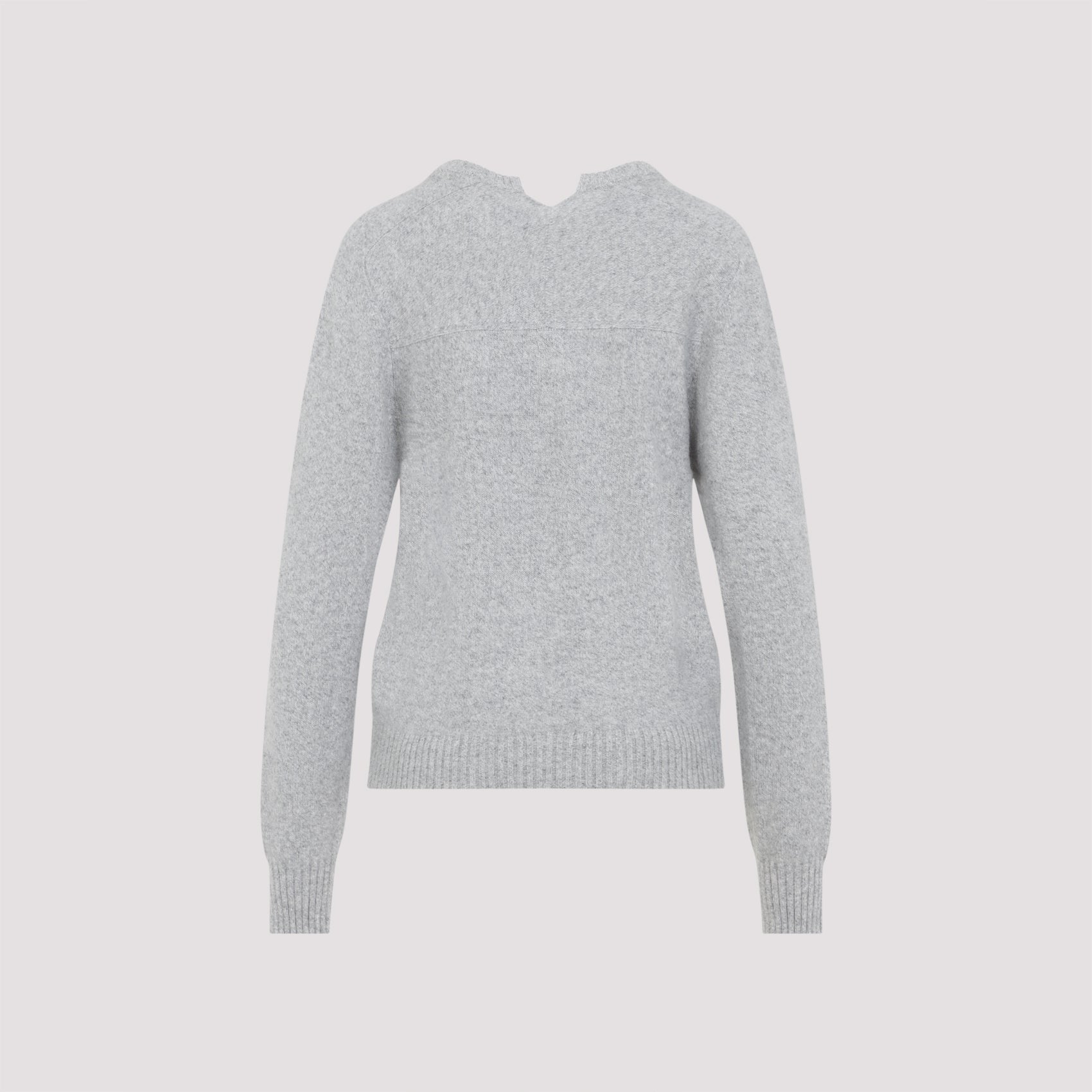 V-Neck Pullover