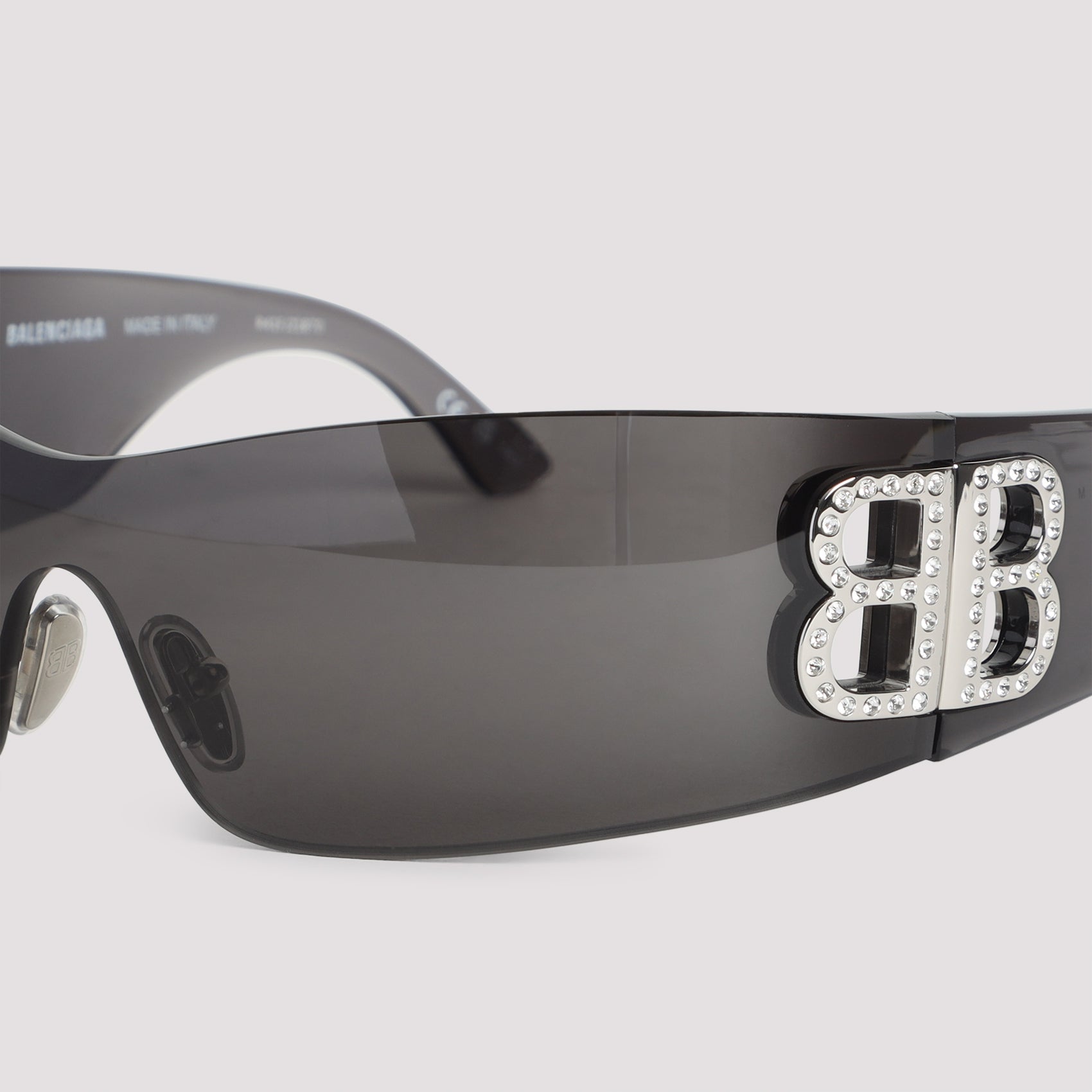 Bossy Mask Sunglasses