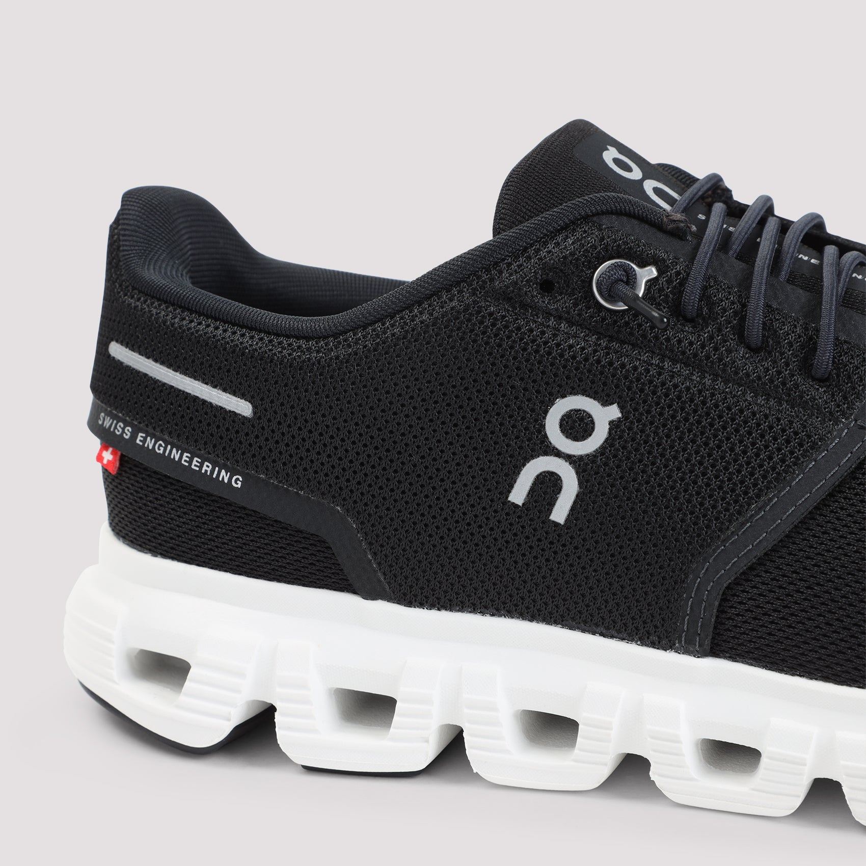 Cloud 6 Sneakers