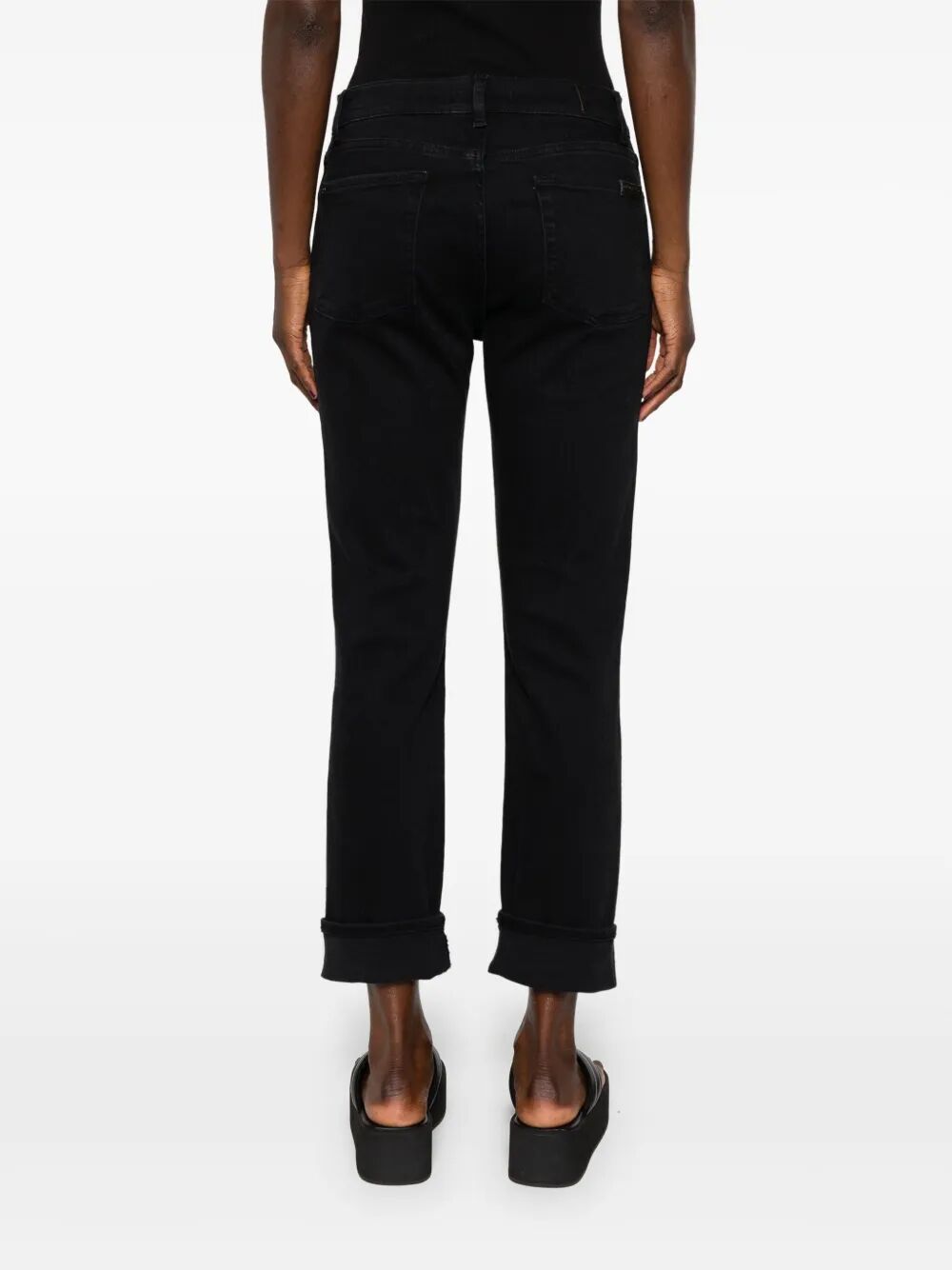 MID RISE RELAXED SKINNY JEANS