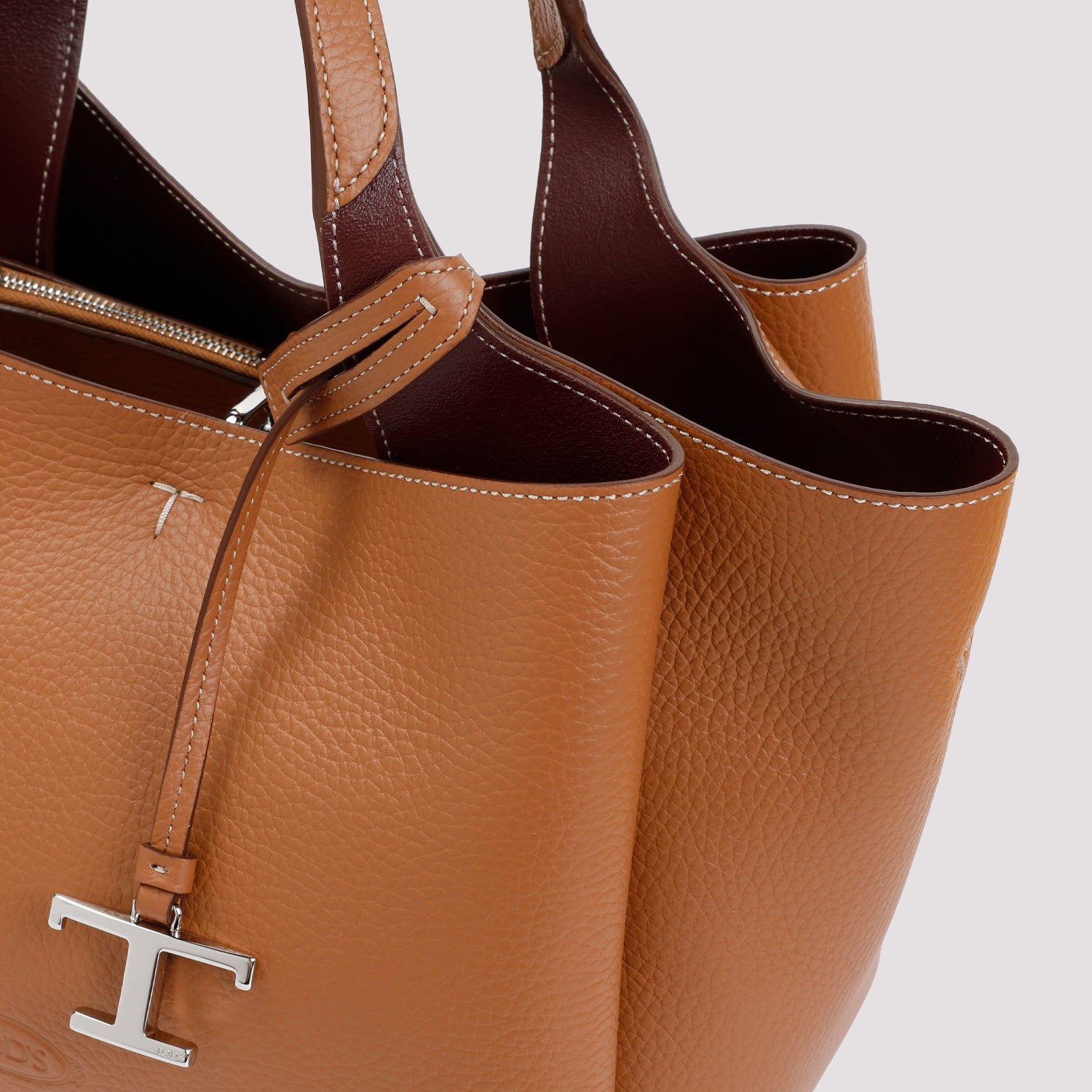 Bauletto Sacca Grained Leather Bag