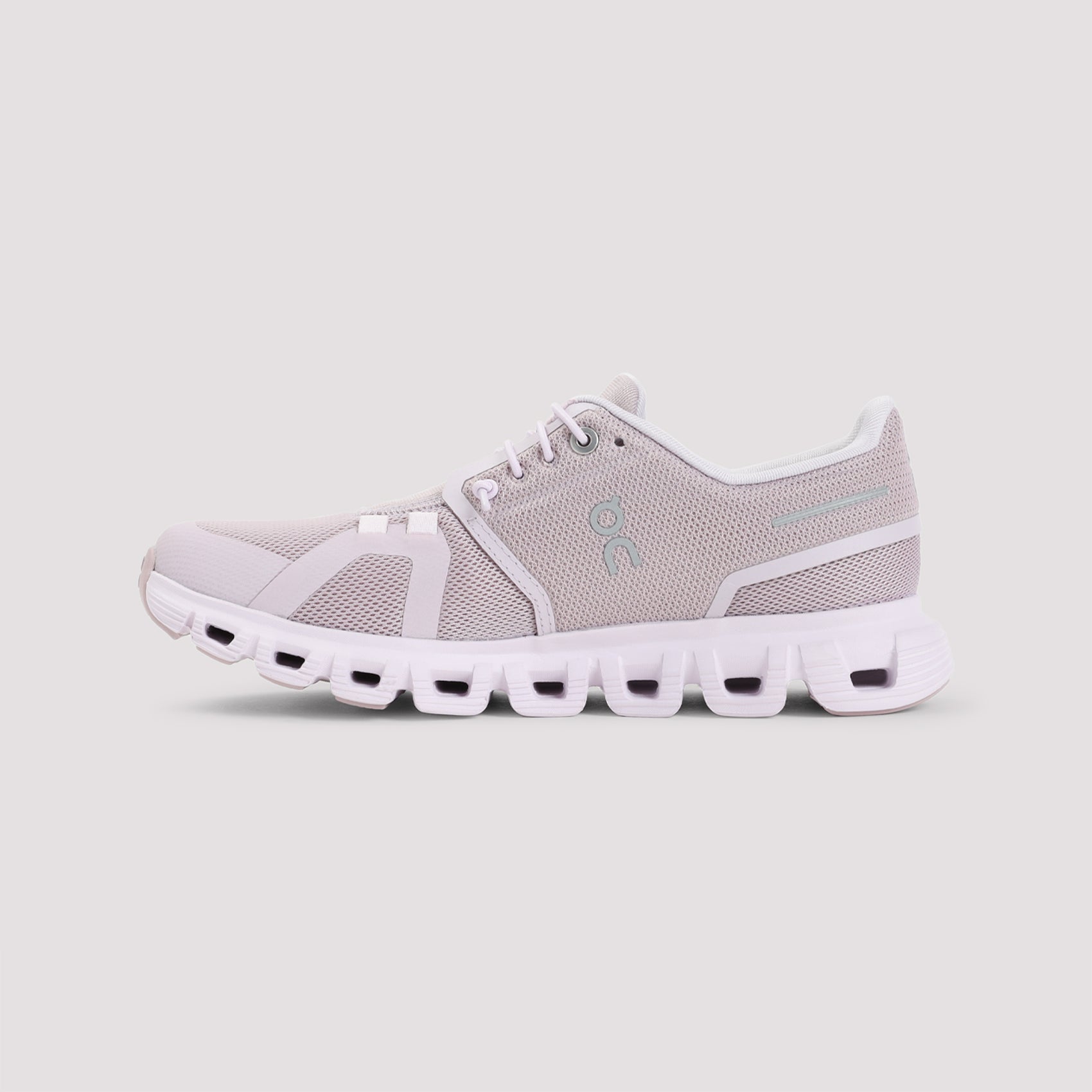 Cloud 6 Sneakers