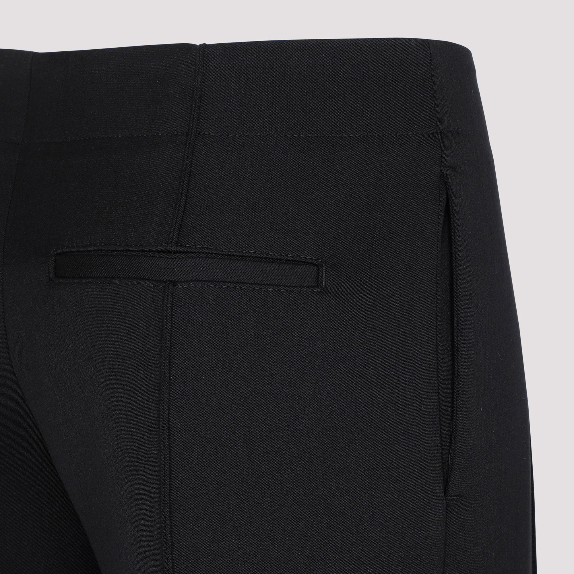 Curved Shape Pant