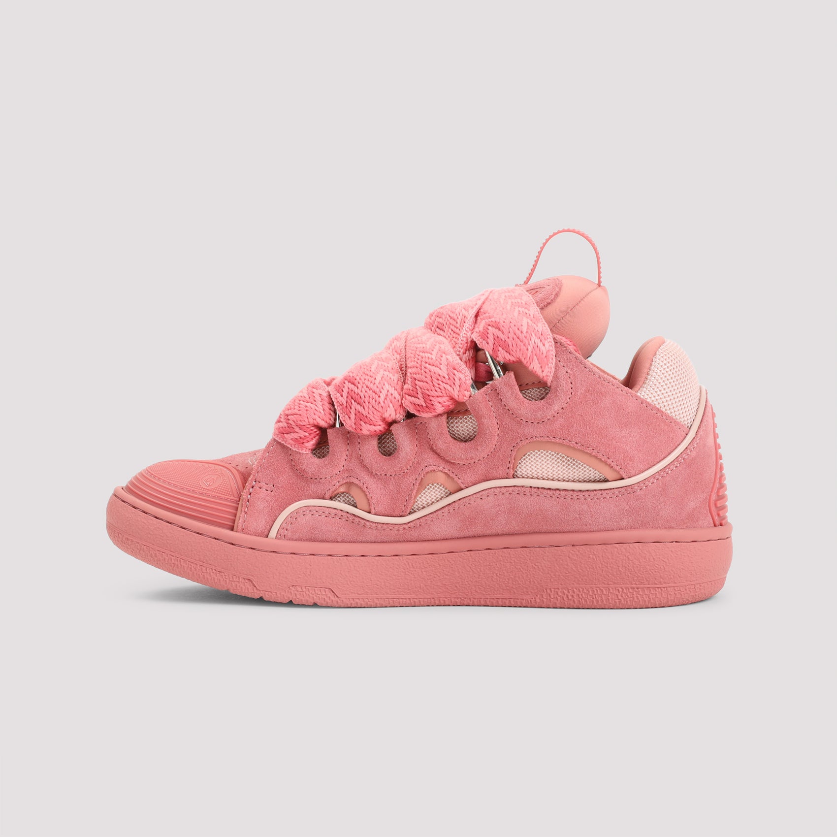 Curb Sneakers