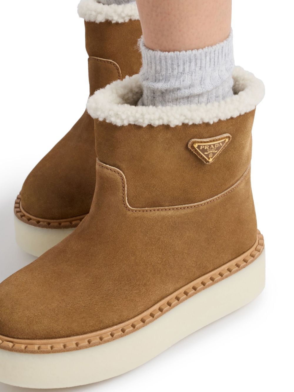 STIVALETTI CON FODERA IN SHEARLING