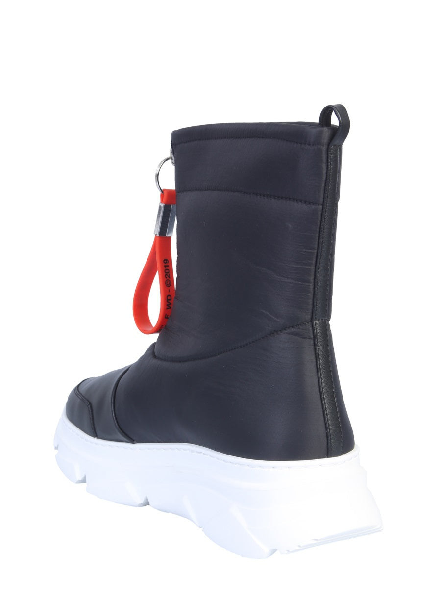 LEATHER BOOT