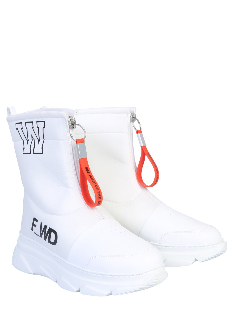 LEATHER BOOT