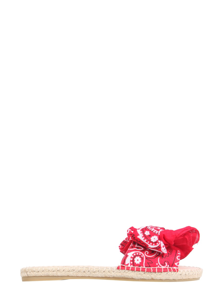 LOW SANDALS WITH BANDANA BOW