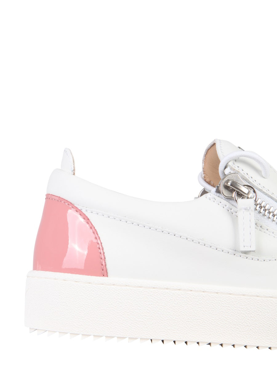 FRANKIE SNEAKERS