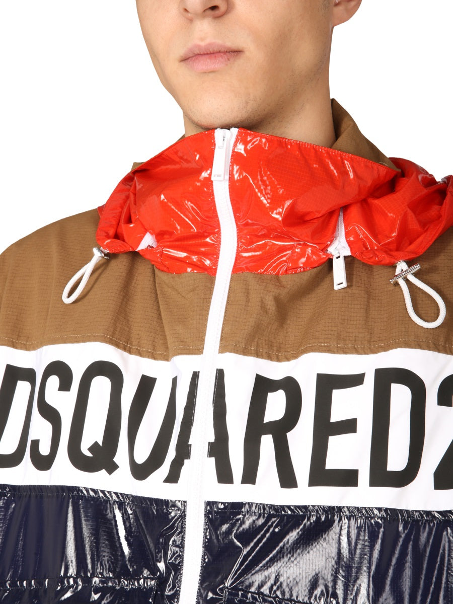 TECHNICAL FABRIC BOMBER