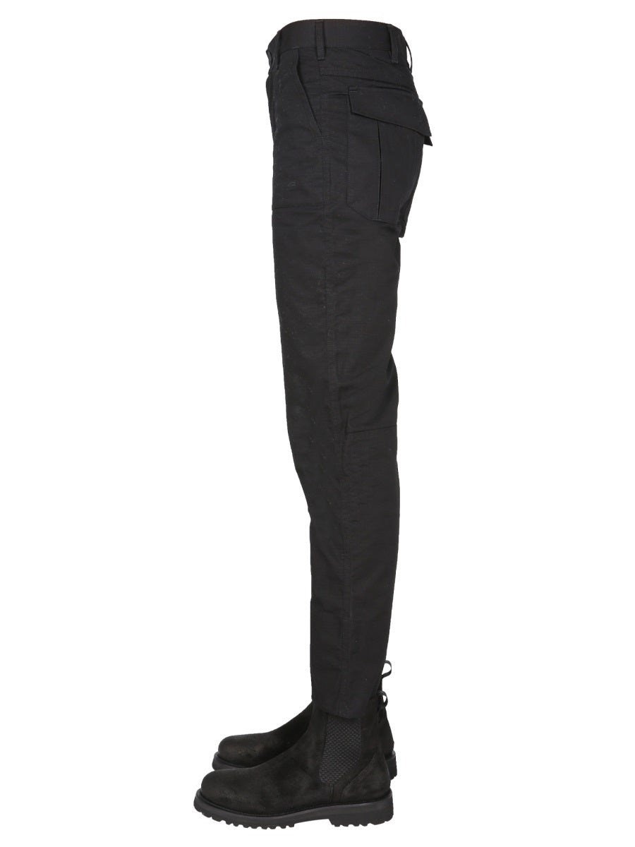 PANTS WITH LOGO BUTTON