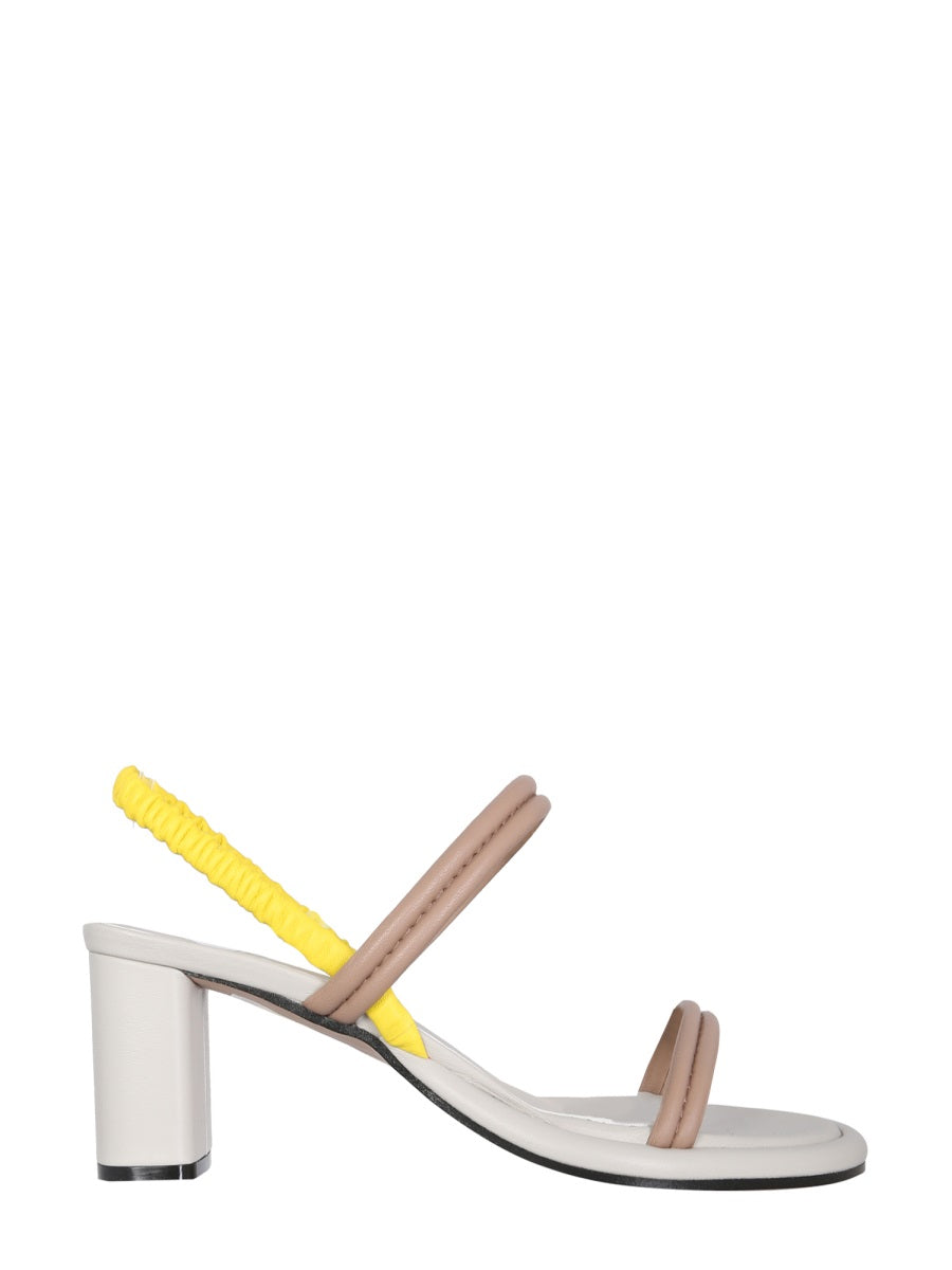 LEATHER SANDALS