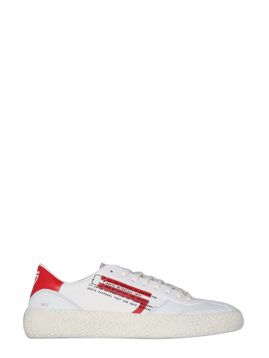 VEGAN SNEAKERS