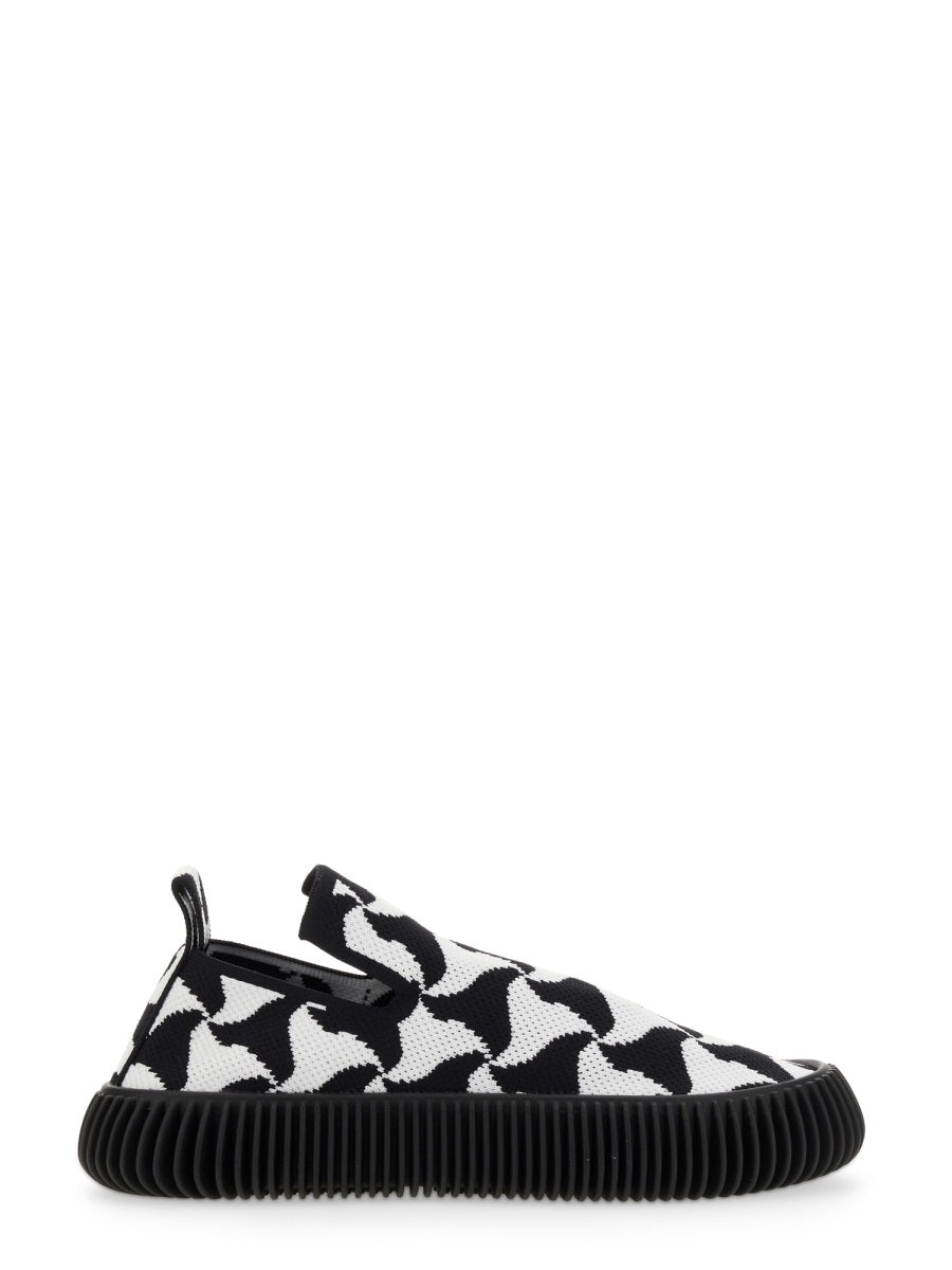 KNIT SLIP-ON SNEAKER