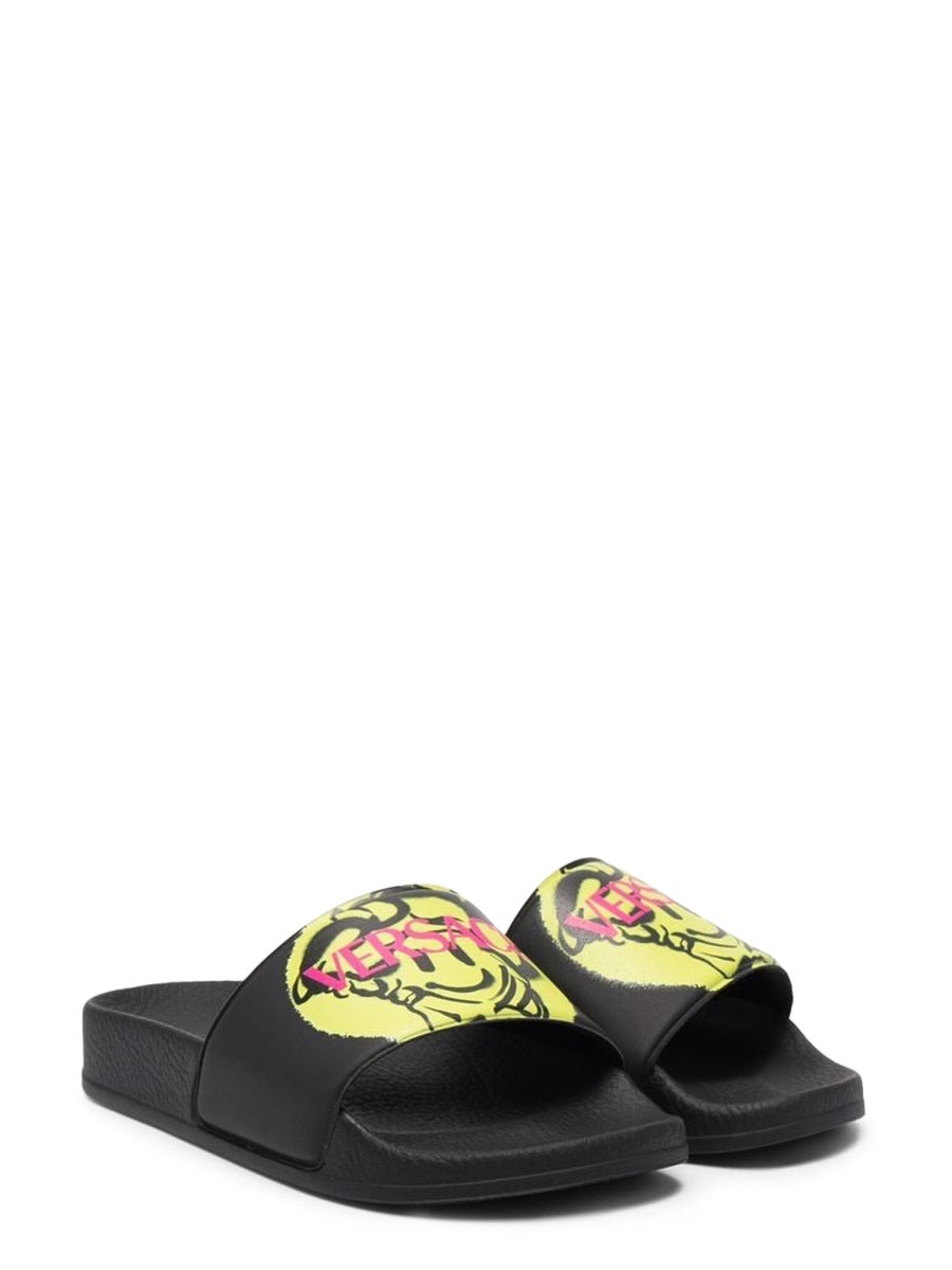 POOLSLIDE GOMMA ST.MEDUSA SMILE