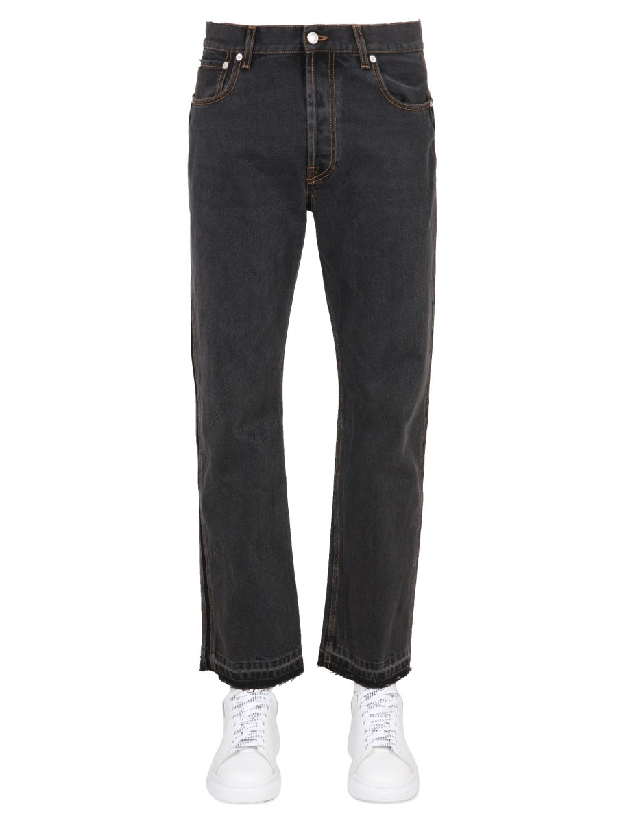RAW CUT JEANS