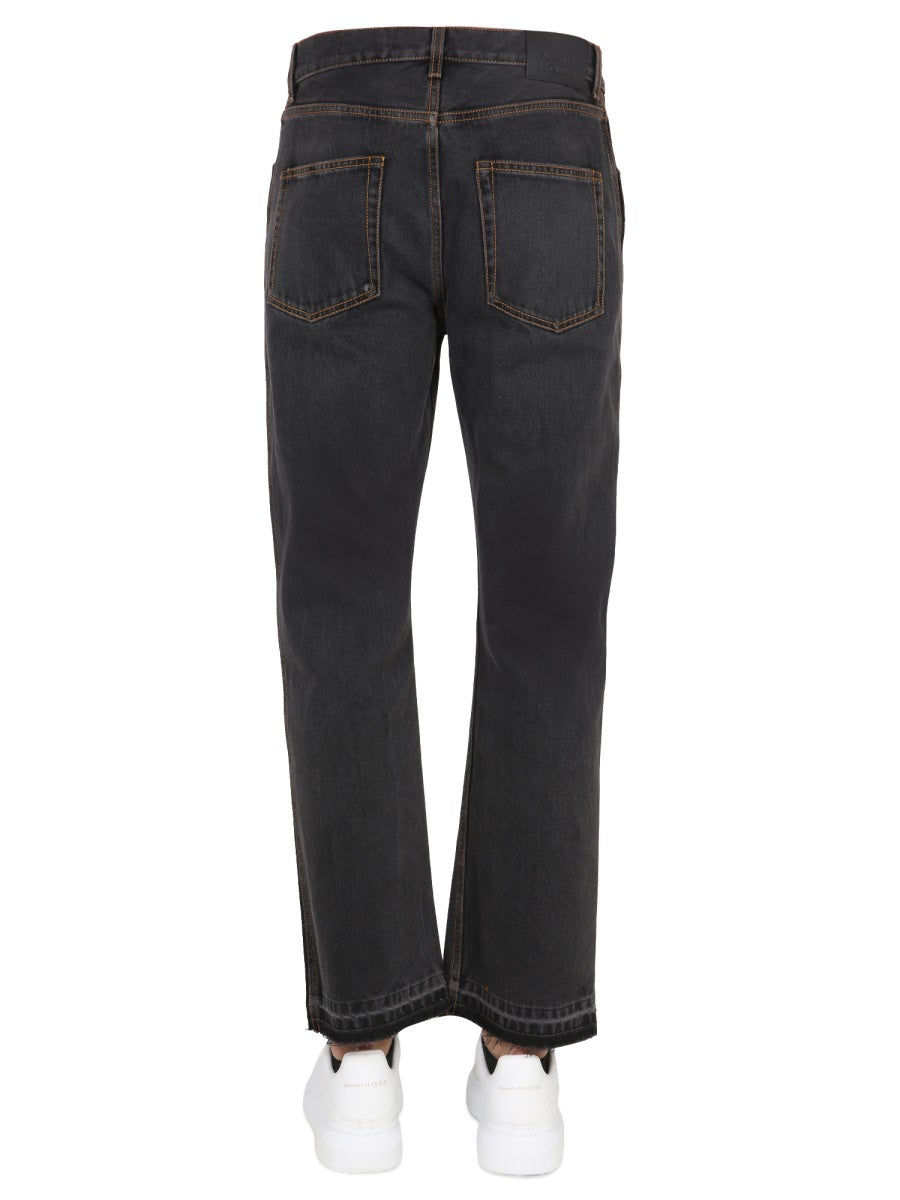 RAW CUT JEANS