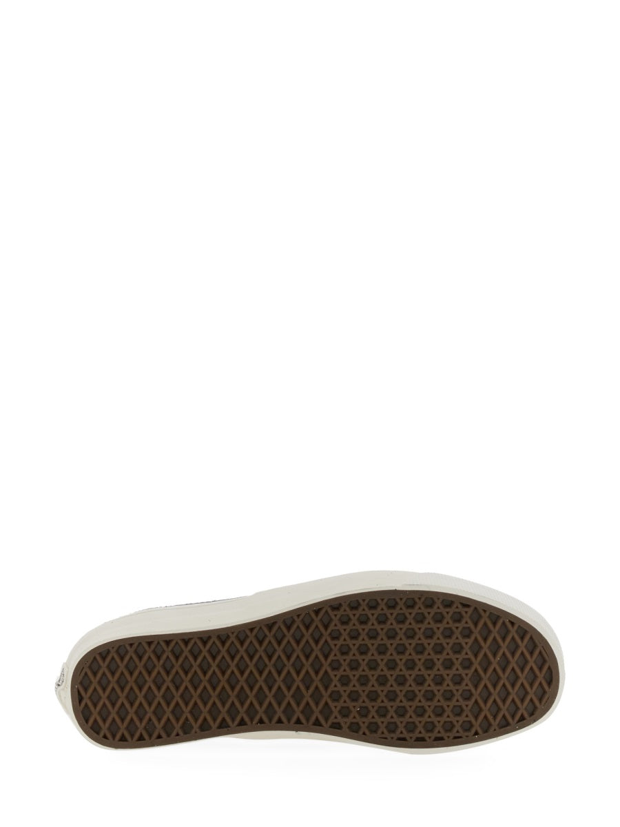 SNEAKER AUTHENTIC 44
