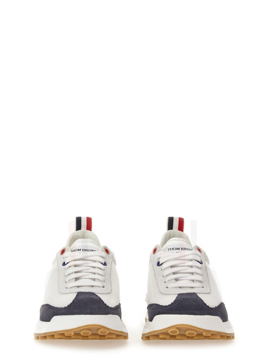SNEAKER TECH RUNNER