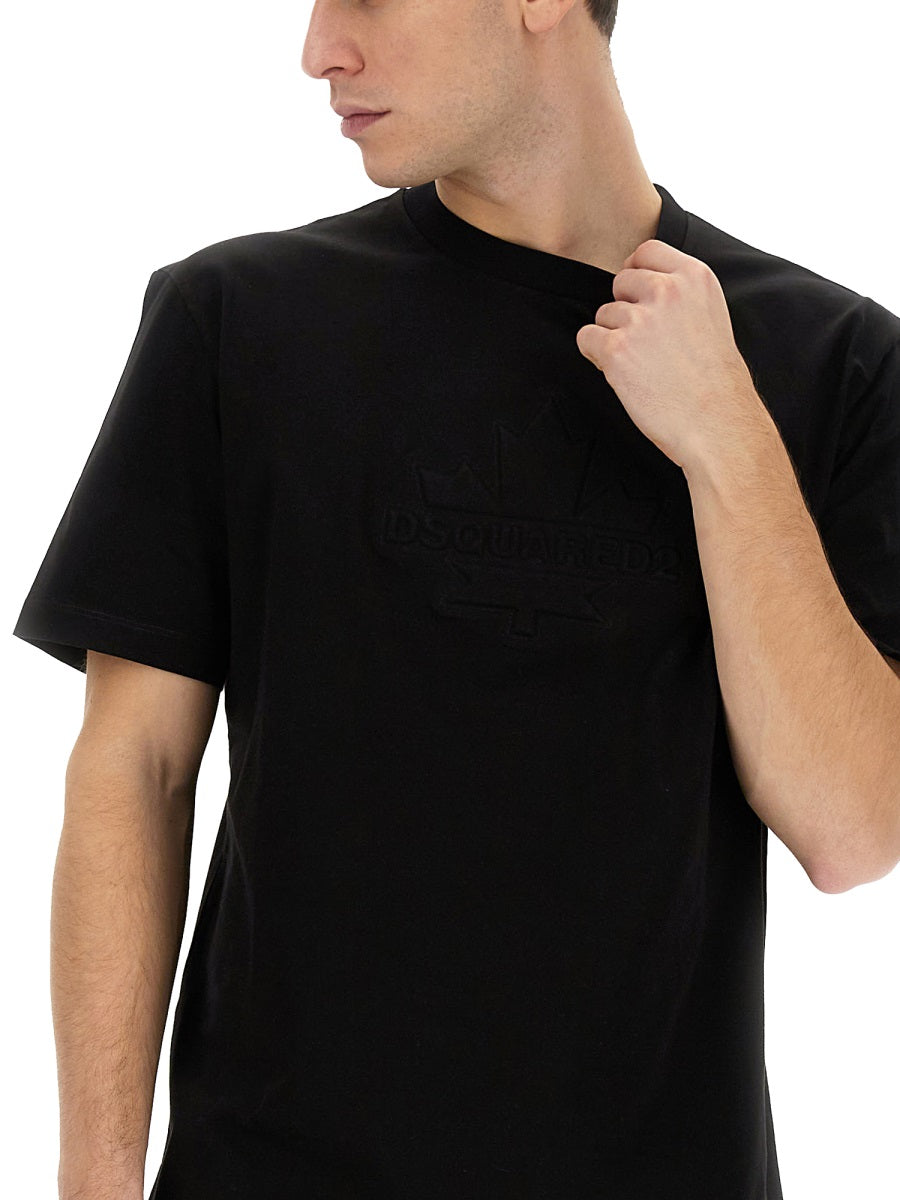 T-SHIRT WITH LOGO