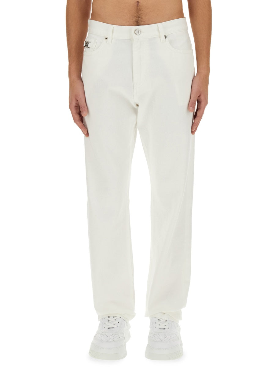 REGULAR FIT JEANS