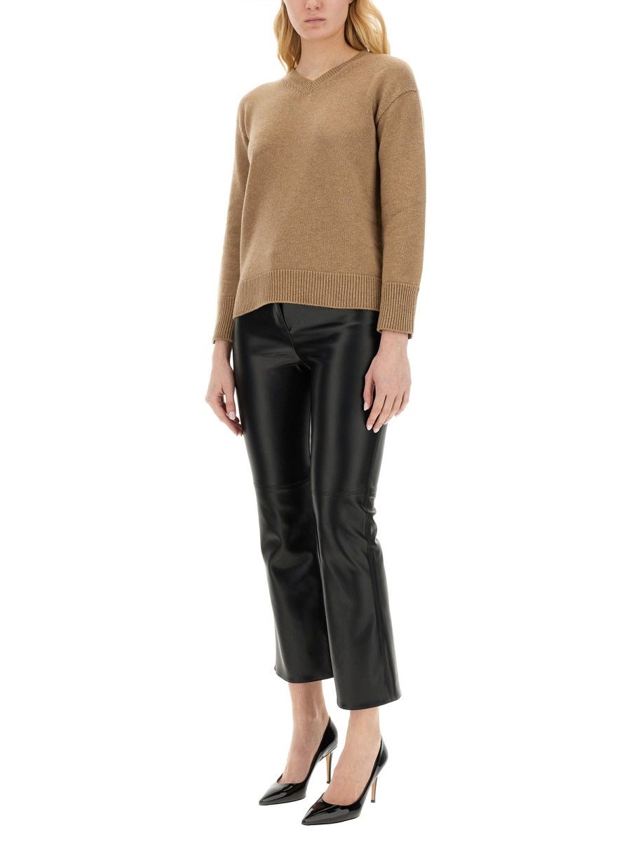 V-NECK SWEATER