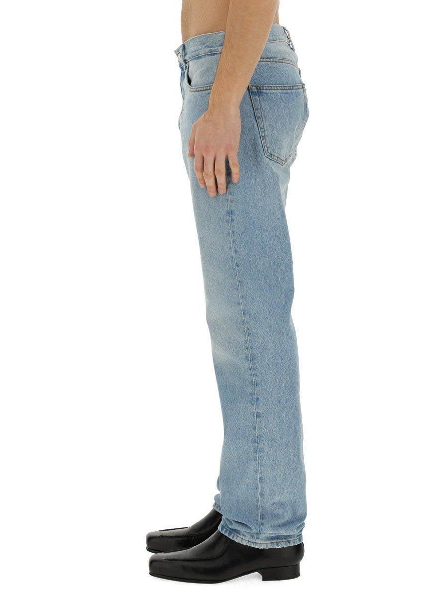 STRAIGHT CUT JEANS