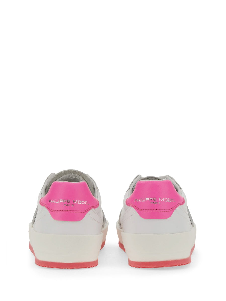 SNEAKER NICE