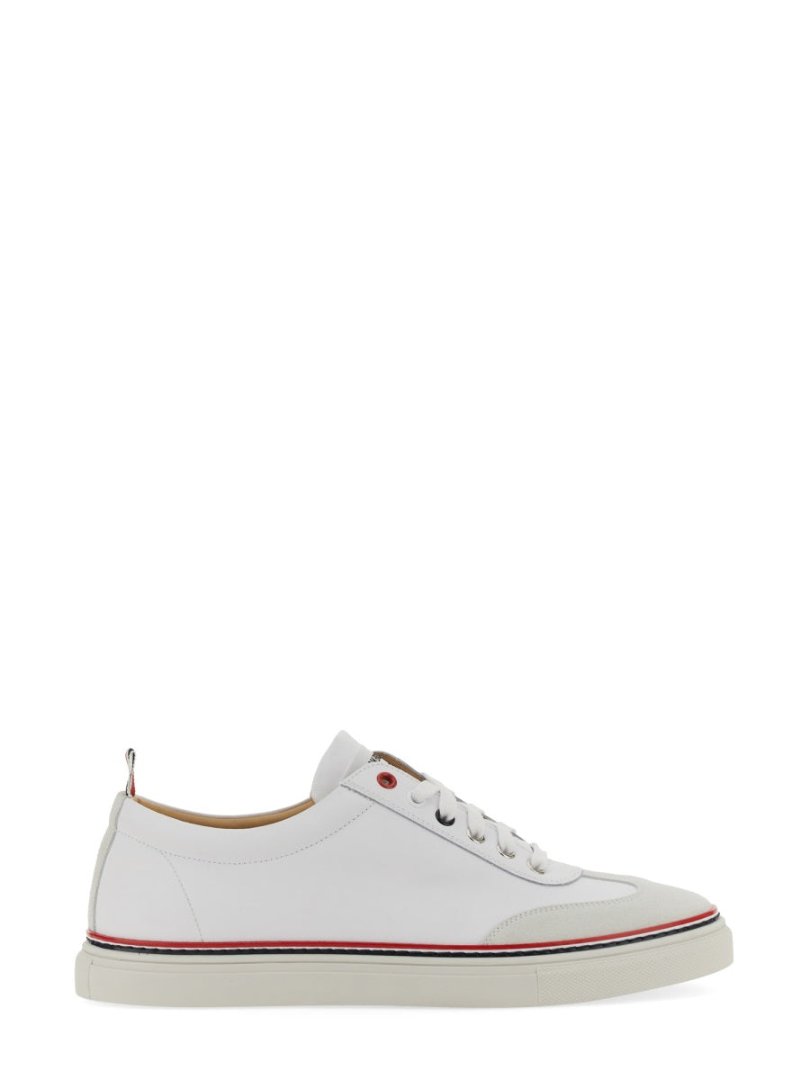 LOW-TOP LEATHER SNEAKER