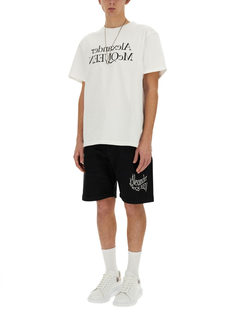 T-SHIRT WITH LOGO