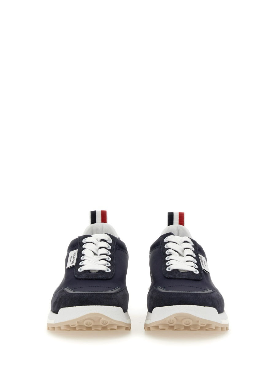SNEAKER WITH LOGO