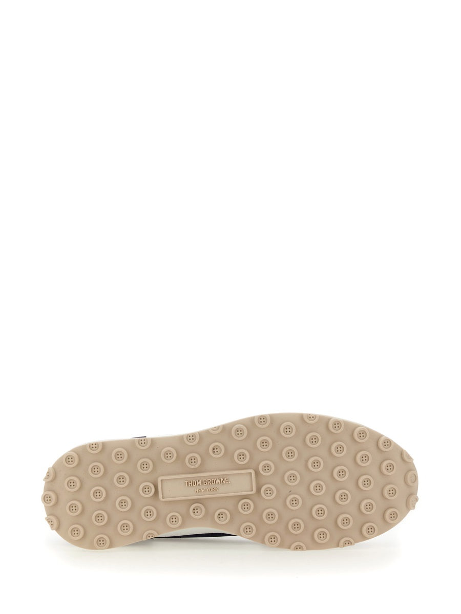 SNEAKER WITH LOGO