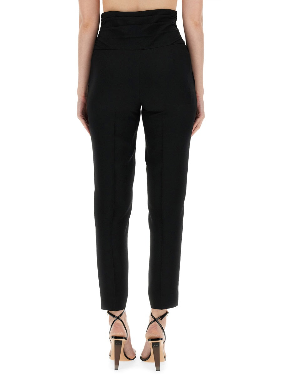 PANTS WITH HEART APPLICATION