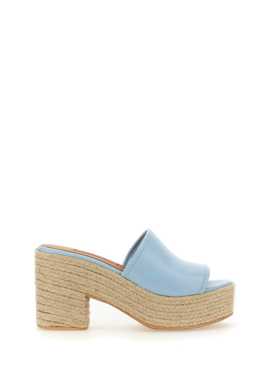 DENIM FOOTBED.