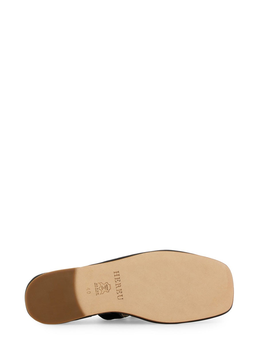 LLASADA" SANDAL