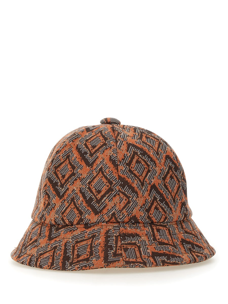 HAT WITH PRINT