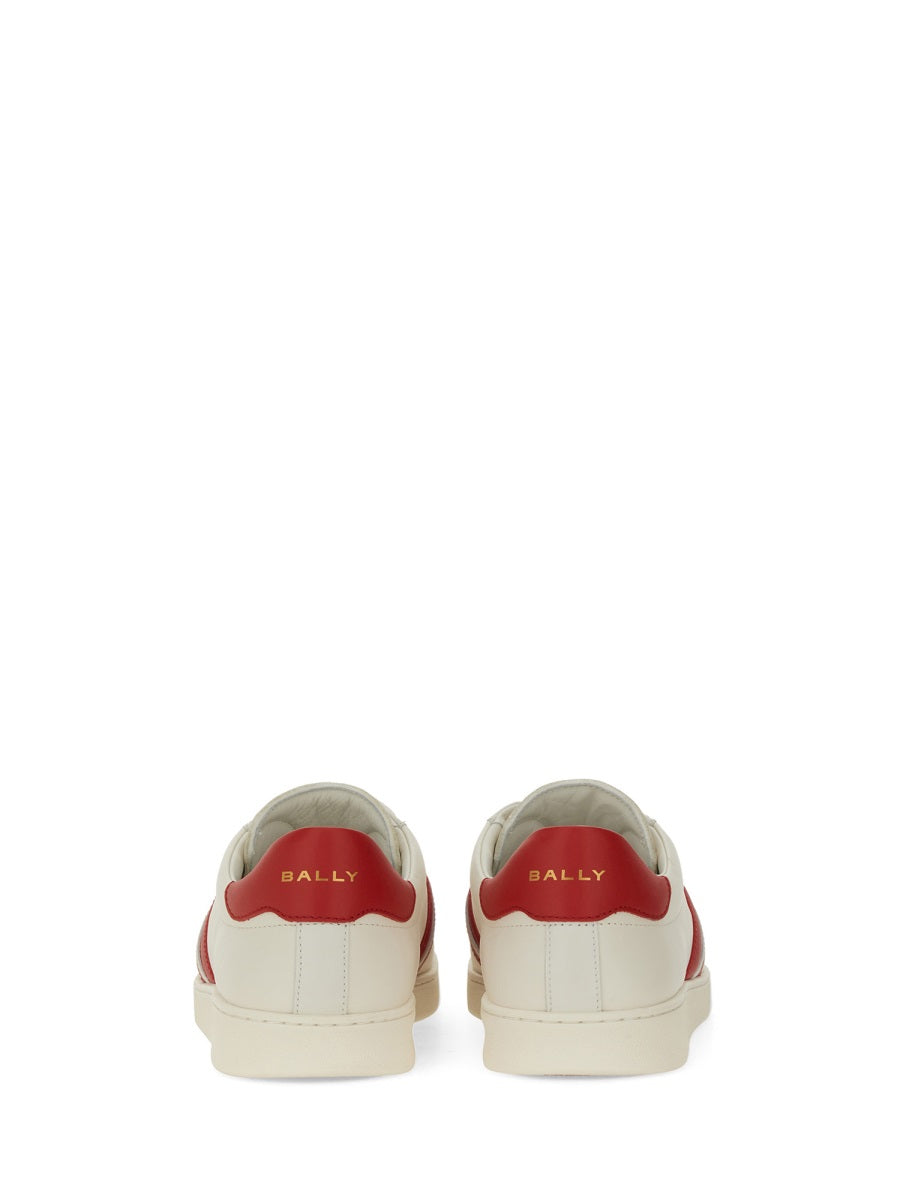 "TYGER" SNEAKER