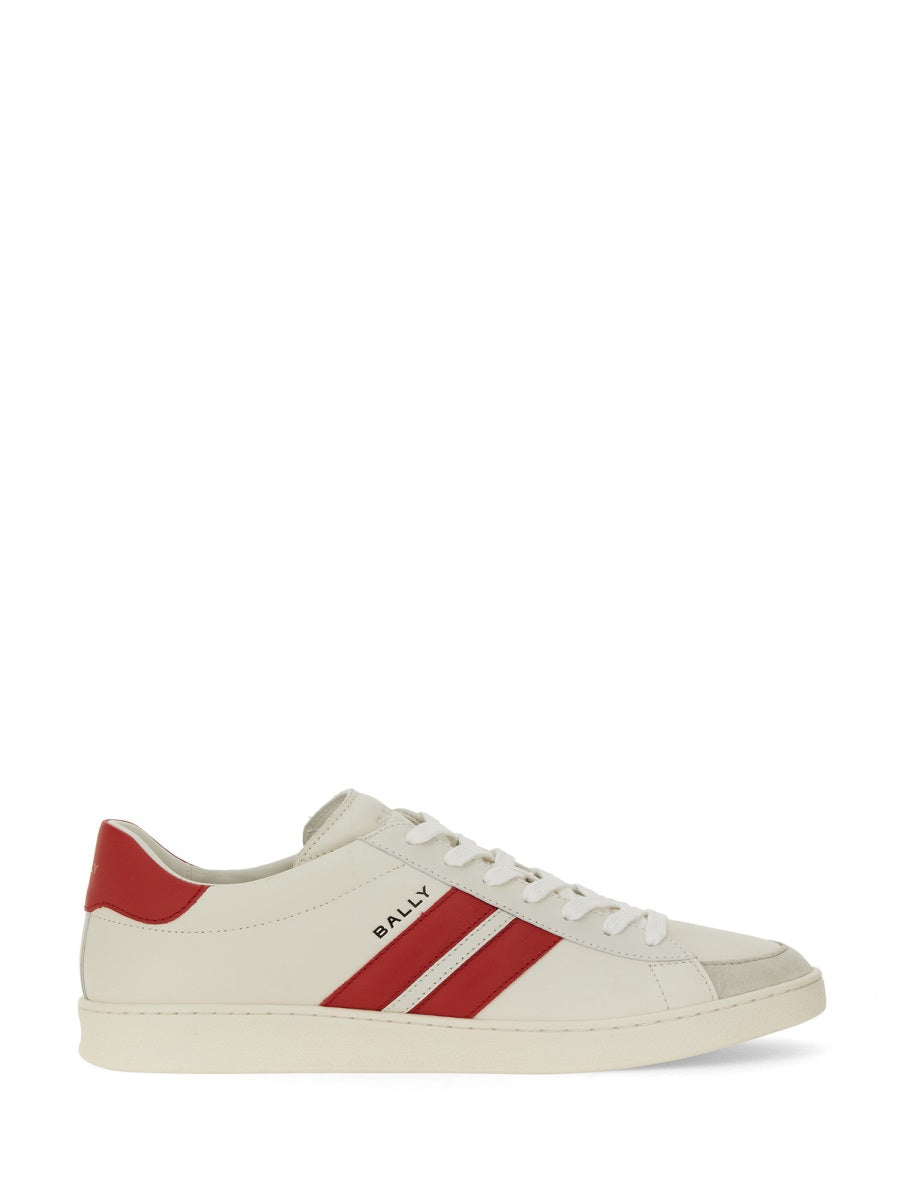 "TYGER" SNEAKER