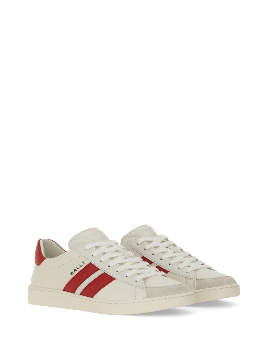 "TYGER" SNEAKER