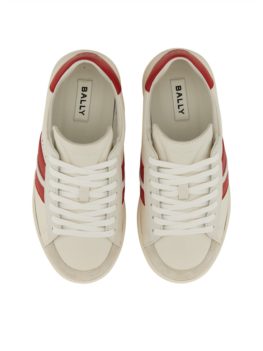 "TYGER" SNEAKER