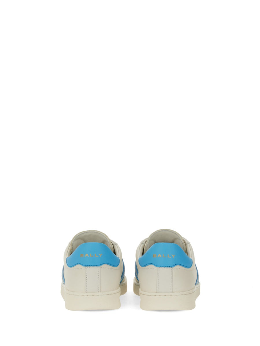 "TYGER" SNEAKER