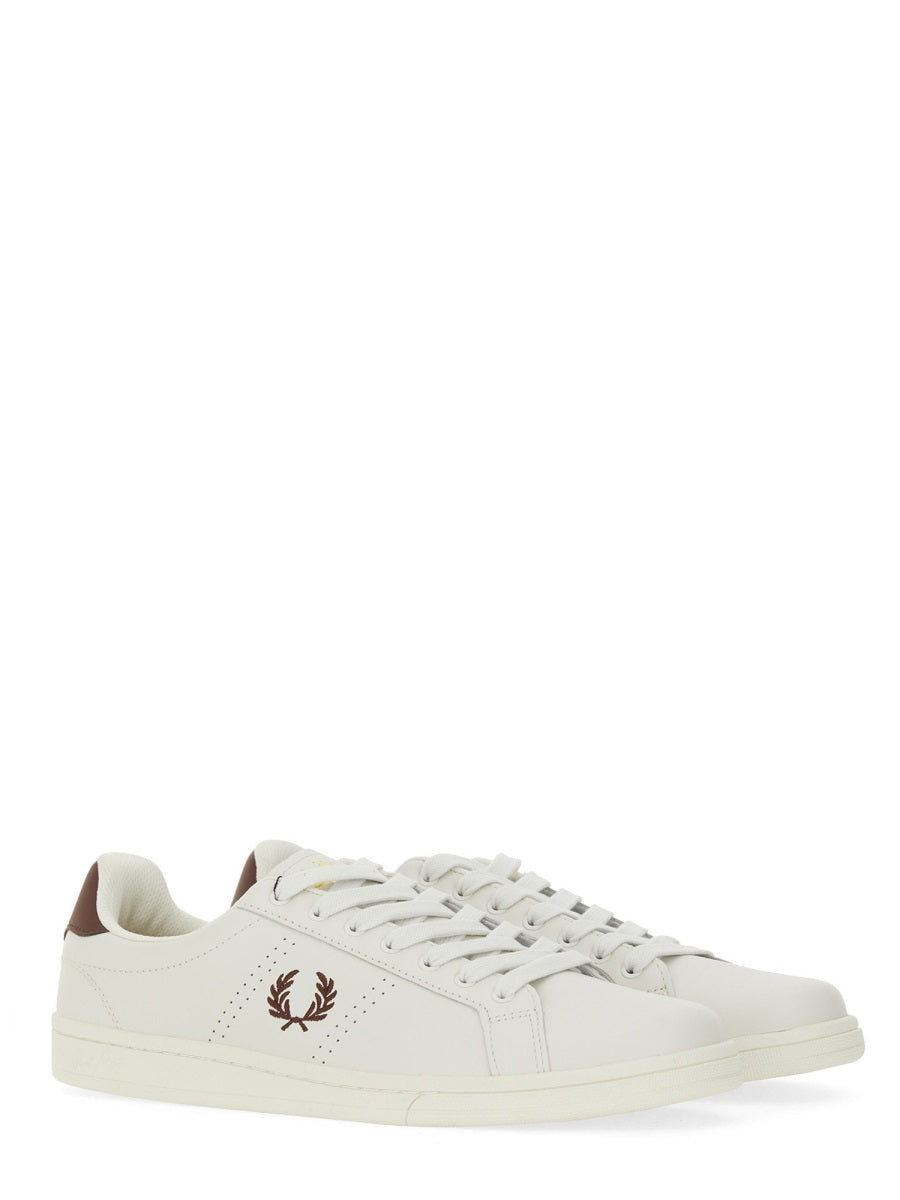 SNEAKER "B721"