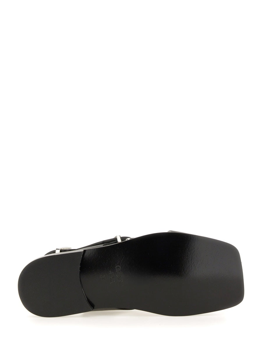 STUDDED SANDAL