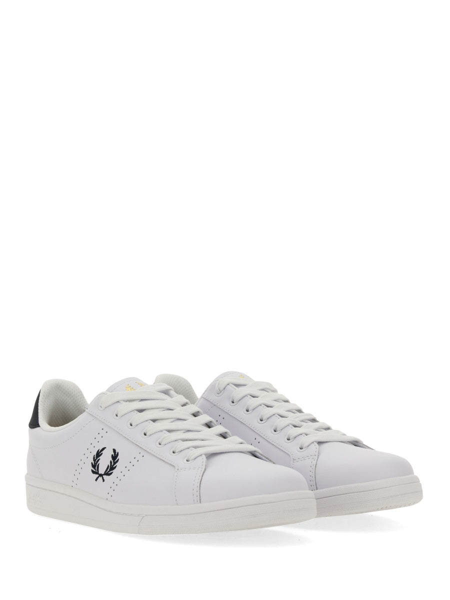 SNEAKER "B721"