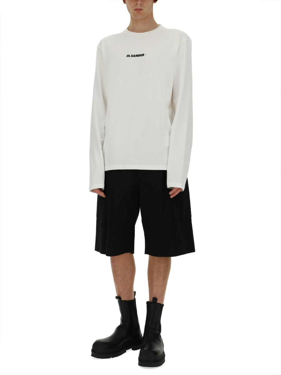 T-SHIRT WITH LOGO