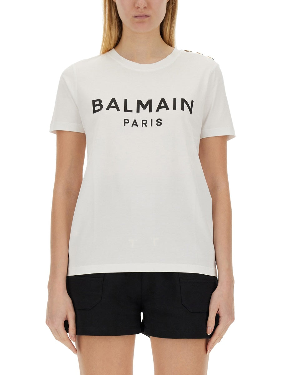 T-SHIRT WITH LOGO