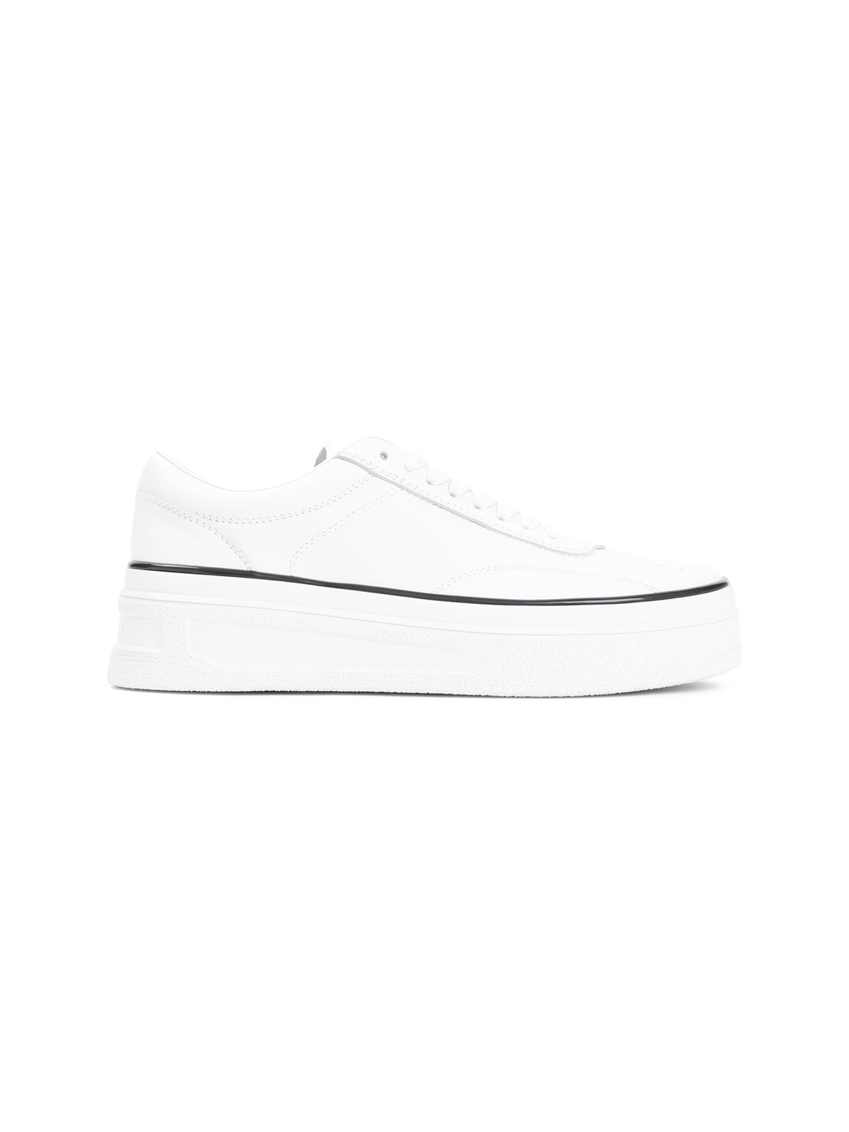 Low Sneakers