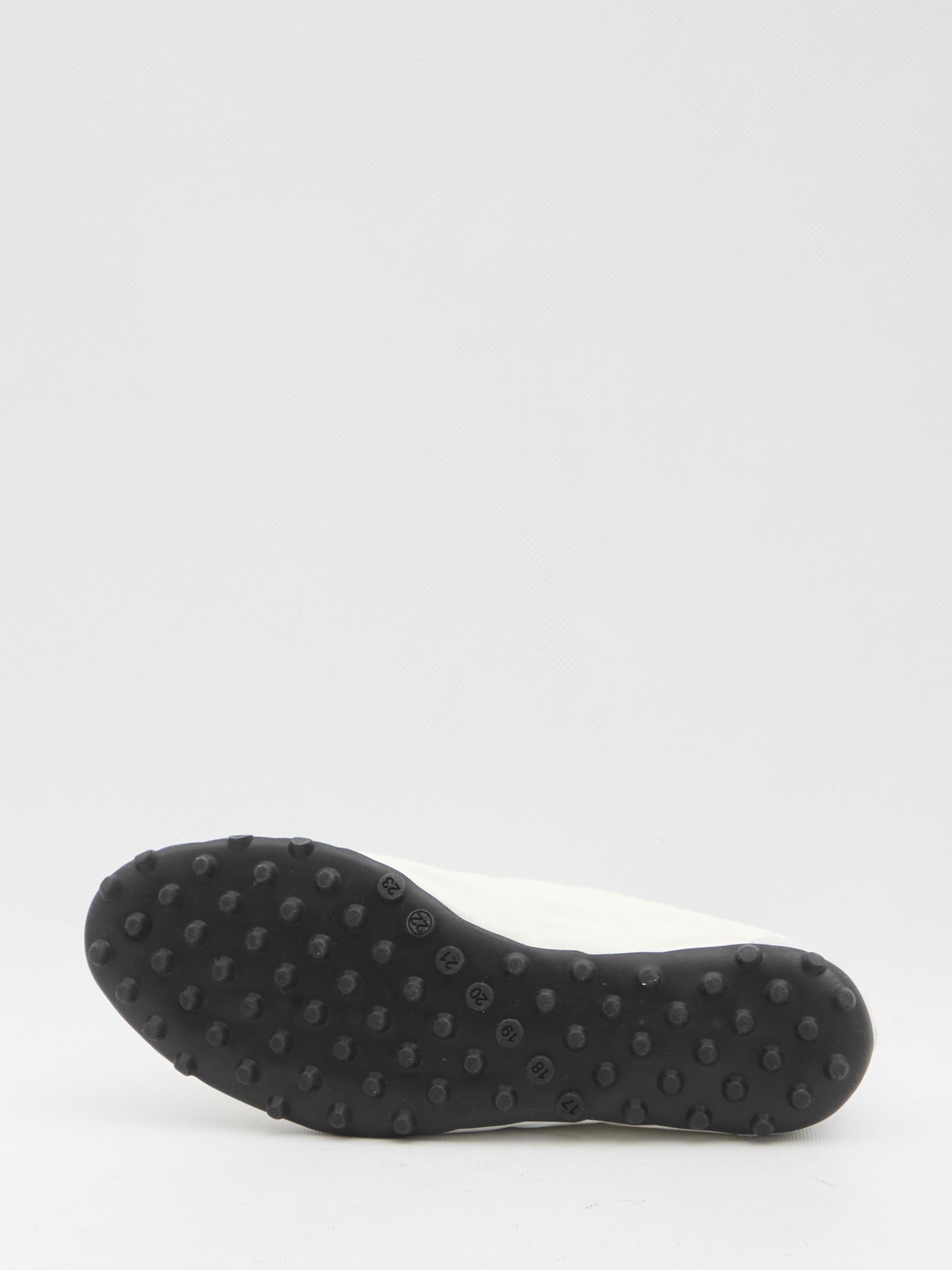Sprinters sneakers