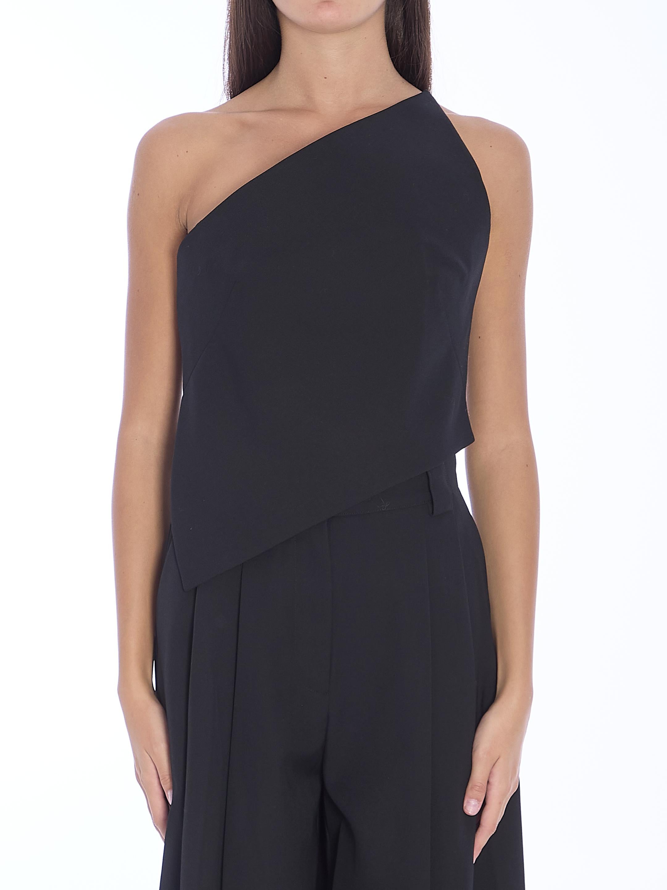 Pointed hem top