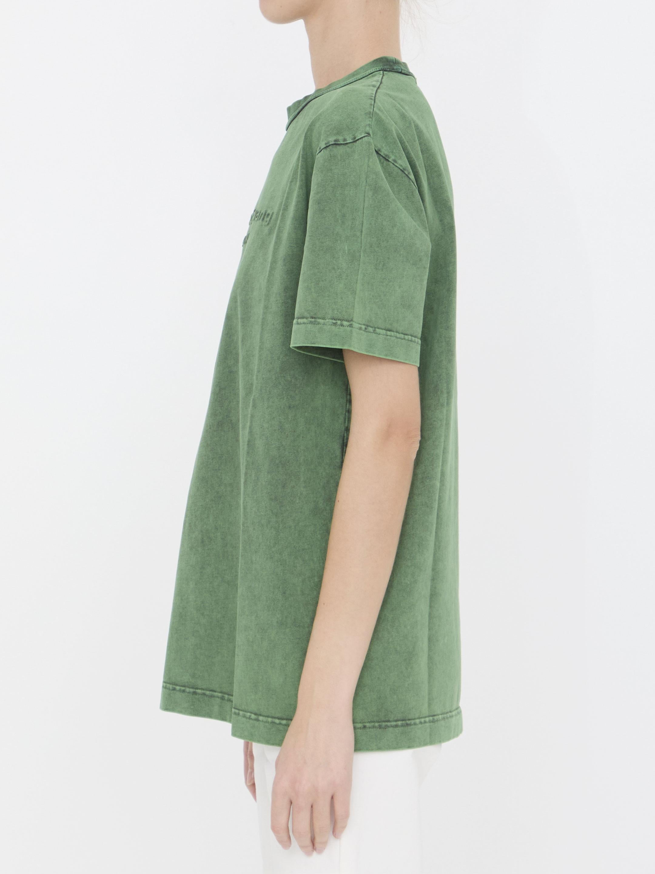 Embossed logo t-shirt
